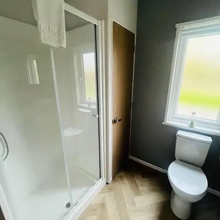 Mulberry With Hot Tub